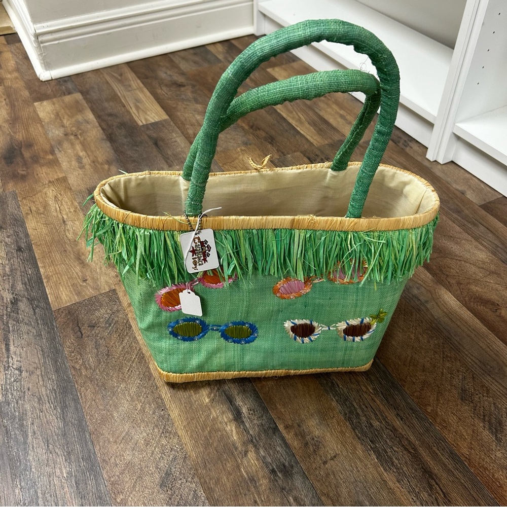 Casablanca Bags: Green Straw Bag/Toes with Sunglasses Details